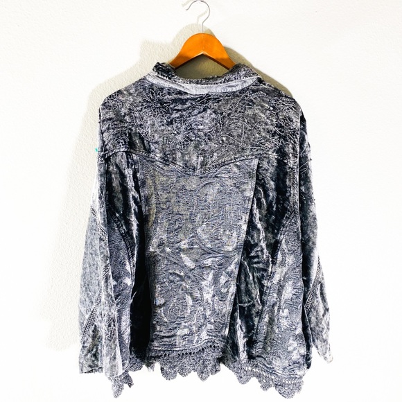 Vintage silver velvet flashback jacket - Picture 10 of 10